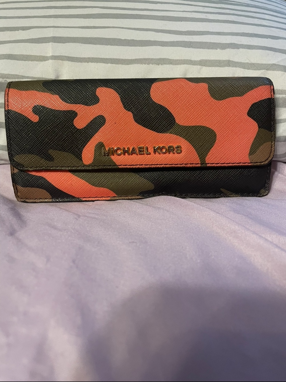 Michael Kors Camo Continental Wallet - Orange & Olive Green